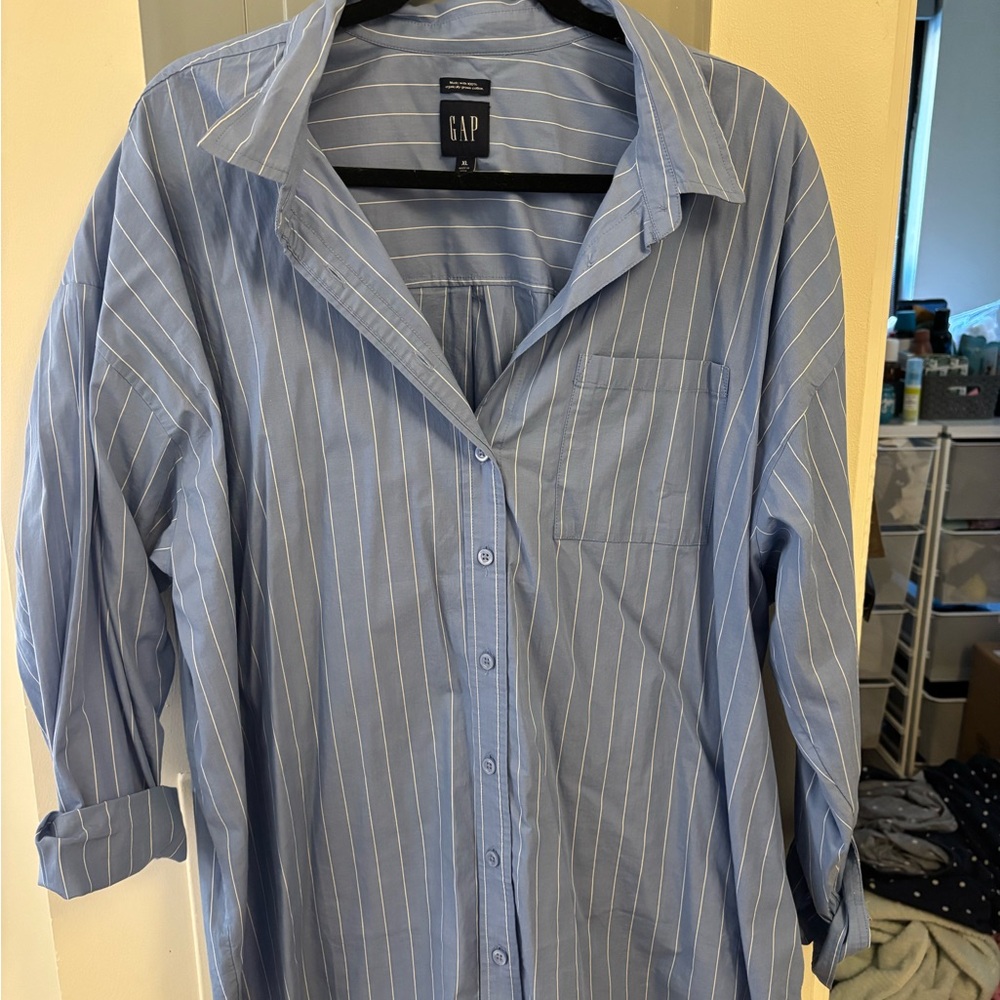 Gap The Big Shirt XL Blue and White Stripes